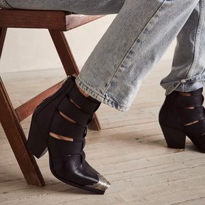 Brayden Free People Boots NWOT